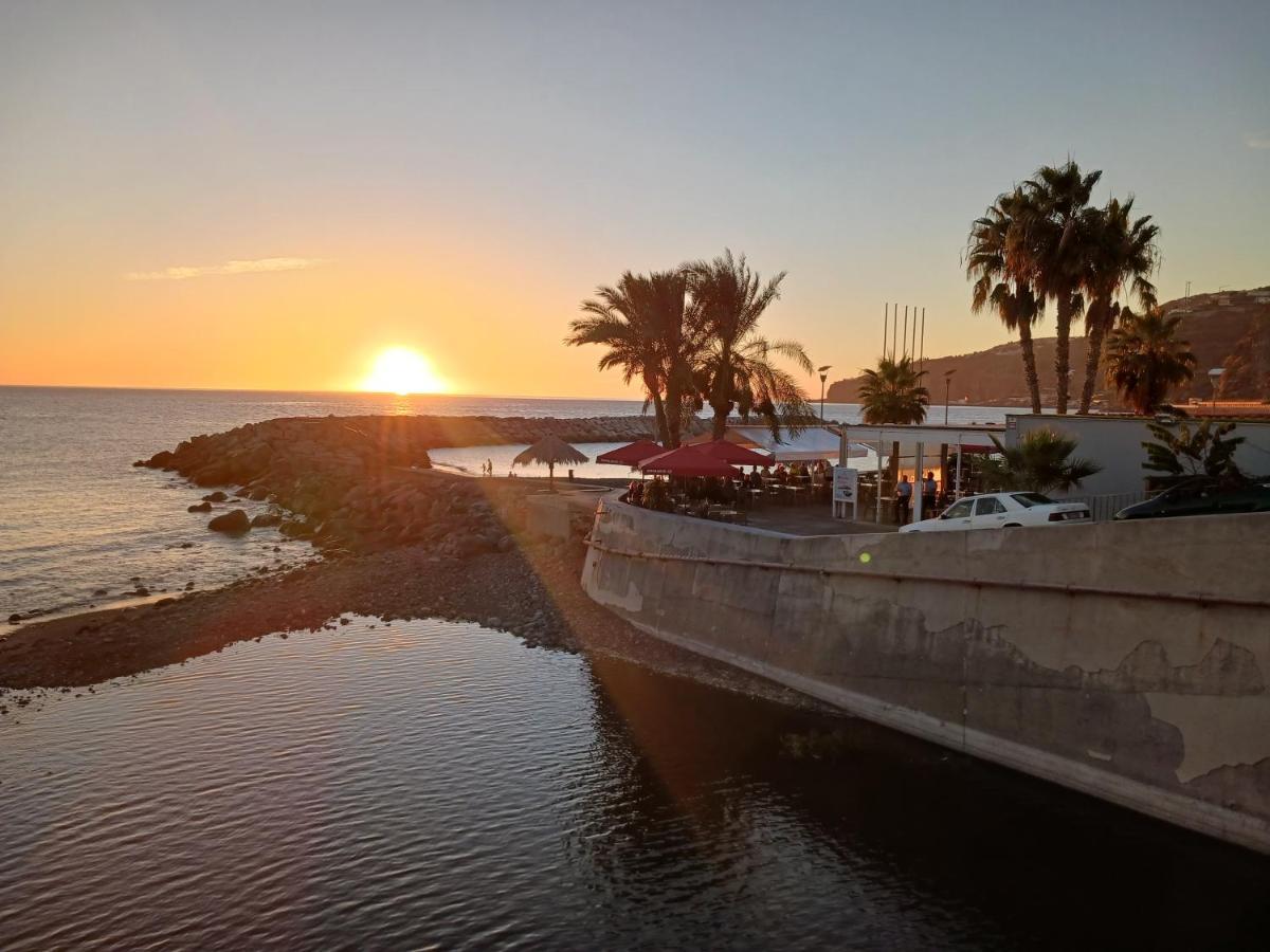 Recanto Da Madeira. Apartment Ribeira Brava Luaran gambar